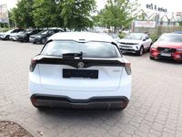 Neu MG MG4 EV 125 kW (170 PS) 2025 Dover white uni Kleinwagen