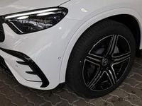 Gebraucht Mercedes GLC220 AMG 197 PS (144 kW) 2025 Unilack polarweiß SUV