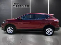 Gebraucht Nissan Qashqai 110 PS (80 kW) 2015 Rot SUV