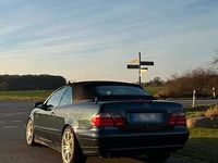 Gebraucht Mercedes CLK320 218 PS (160 kW) 2000 Blau Cabrio