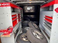 Gebraucht Ford Tourneo 101 PS (74 kW) 2012 Frostweiß Van / Kleinbus