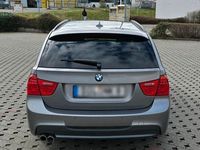 gebraucht BMW 330 d Allrad / Standheizung / Panoramadach