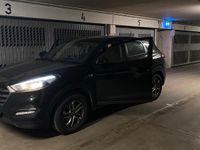Usado Hyundai Tucson 116 HP (85 kW) 2017 Preto SUV