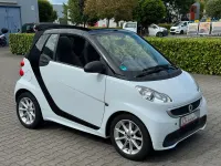 Gebraucht Smart ForTwo Cabrio 71 PS (52 kW) 2014 Schwarz Cabrio