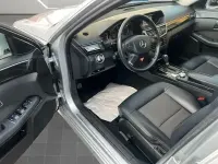 Gebraucht Mercedes E200 Avantgarde 184 PS (135 kW) 2011 Silber Limousine