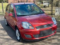Gebraucht Ford Fiesta 80 PS (58 kW) 2008 Rot Kleinwagen