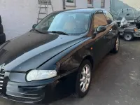 Gebraucht Alfa Romeo 147 120 PS (88 kW) 2002 Schwarz Kleinwagen