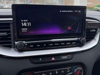 Gebraucht Kia ProCeed 204 PS (150 kW) 2023 Grau Kombi