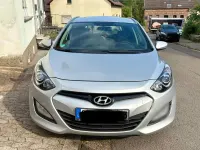 Gebraucht Hyundai i30 110 PS (80 kW) 2013 Silber Kombi