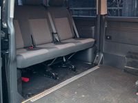 Używany VW Caravelle 140 KM (102 kW) 2013 Czarny Van