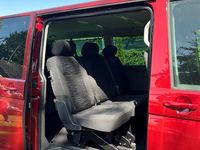 Gebraucht VW Caravelle 150 PS (110 kW) 2024 Rot Van / Kleinbus