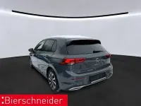 Usata VW Golf VIII Active 150 CV (110 kW) 2023 Grigio Berlina