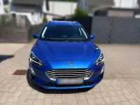 Gebraucht Ford Focus Cool & Connect 125 PS (91 kW) 2018 Blau Kombi
