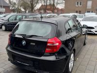 Gebraucht BMW 118 Efficient Dynamics 143 PS (105 kW) 2011 Schwarz Kleinwagen