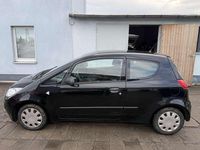 Gebraucht Mitsubishi Colt Inform 75 PS (55 kW) 2005 Cosmosschwarz Kleinwagen