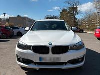 Gebraucht BMW 320 190 PS (139 kW) 2019 Weiß Limousine