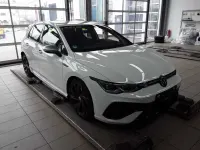 Gebraucht VW Golf VIII R 333 PS (244 kW) 2023 Weiß Limousine