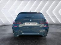 Gebraucht BMW 330e M Sport 252 PS (185 kW) 2022 Schwarz Kombi
