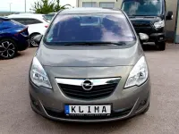 Gebraucht Opel Meriva Edition 120 PS (88 kW) 2012 Muskatgrau/muskat braun(m2) Van / Kleinbus