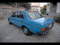 Gebraucht Mercedes 200 109 PS (80 kW) 1981 Blau Limousine
