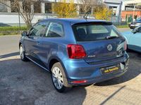 Gebraucht VW Polo Comfortline 75 PS (55 kW) 2017 Blau Kleinwagen