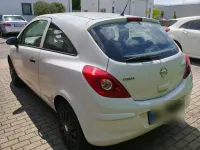 Gebraucht Opel Corsa 69 PS (50 kW) 2012 Weiß Kleinwagen