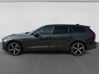Gebraucht Volvo V60 145 PS (106 kW) 2023 Kombi