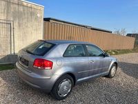 Gebraucht Audi A3 Attraction 102 PS (75 kW) 2008 Akoyasilber metallic Kleinwagen