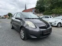 Gebraucht Toyota Yaris Cool 69 PS (50 kW) 2011 Grau Kleinwagen