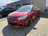 Używany Citroën C4 SELECTION 99 KM (72 kW) 2016 Czerwony Sedan/Limuzyna