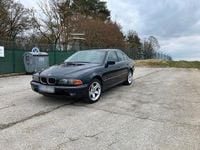 Second-hand BMW 520 150 CP (110 kW) 2000 Albastru Berlinǎ