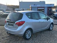 Gebraucht Opel Meriva Active 140 PS (102 kW) 2017 Argonsilber/sovereign/switchbl Van / Kleinbus