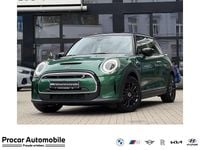 Gebraucht Mini Cooper SE Classic 135 kW (184 PS) 2023 British racing green Kleinwagen