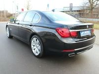 Gebraucht BMW 740 Comfort Edition 313 PS (230 kW) 2014 Schwarz metallic Limousine