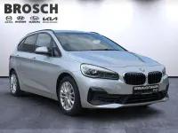 Gebraucht BMW 225 iPerformance 220 PS (161 kW) 2021 Glaciersilber metallic Limousine
