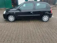 Używany Renault Clio II Campus 65 KM (47 kW) 2009 Czarny Hatchback