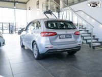Gebraucht Mercedes B180 Style 116 PS (85 kW) 2020 Silber (iridiumsilber  metalliclack) Van / Kleinbus