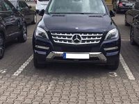Gebraucht Mercedes ML350 306 PS (225 kW) 2012 Blau SUV