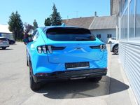 Gebraucht Ford Mustang Mach-E 197 kW (269 PS) 2023 Grabber blue metallic SUV