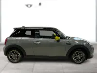 Gebraucht Mini Cooper SE Hatch 135 kW (184 PS) 2022 Grau metallic Kleinwagen