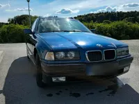 Gebraucht BMW 316 102 PS (75 kW) 1998 Blau Kombi