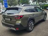 Neu Subaru Outback Platinum 169 PS (124 kW) 2026 Autumn green Kombi