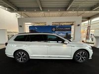 Gebraucht VW Passat Business 190 PS (139 kW) 2022 Weiß perleffekt Kombi