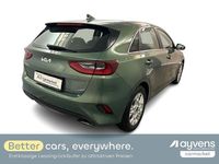 Gebraucht Kia Ceed Vision 160 PS (117 kW) 2023 (exg) experience green met. Kleinwagen