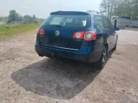 Gebraucht VW Passat 140 PS (102 kW) 2006 Blau Kombi