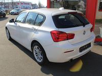 Gebraucht BMW 118 Advantage 136 PS (100 kW) 2016 Weiß Kleinwagen