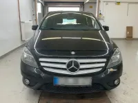 Gebraucht Mercedes B180 109 PS (80 kW) 2013 Schwarz Kleinwagen
