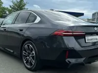 Gebraucht BMW 520 M Sport 197 PS (144 kW) 2024 Schwarz Limousine