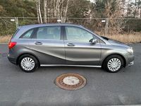 Gebraucht Mercedes B180 109 PS (80 kW) 2014 Van / Kleinbus