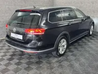 Gebraucht VW Passat Alltrack 220 PS (161 kW) 2018 Deep black perleffekt Kombi